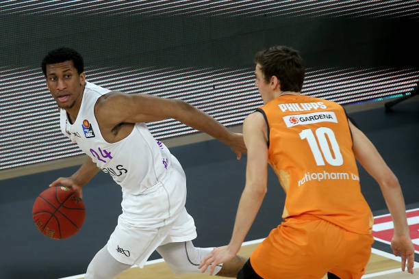 人机画面为 人机画面为